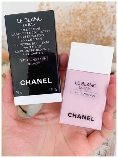 comment utiliser le blanc de chanel|le blanc la base Chanel.